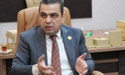 حسين عرب: تصويت البرلمان على قائمة السفراء جرى بلا نصاب وفقد المصداقية